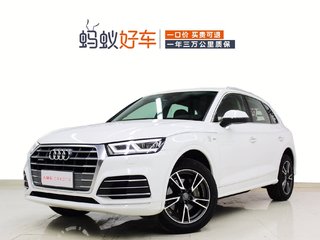 奥迪Q5L 40TFSI 2.0T 自动 改款荣享时尚型 