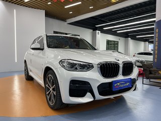 宝马X3 30i 2.0T 自动 领先型M运动套装 