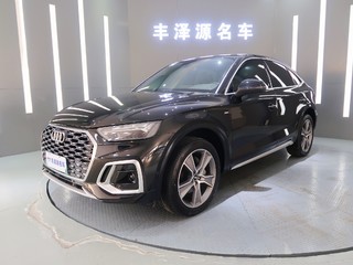 奥迪Q5L Sportback 40TFSI 2.0T 自动 豪华型 