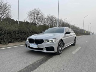 宝马5系 530Li 2.0T 自动 领先型M运动套装 