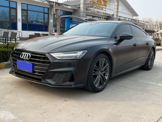 奥迪A7掀背 45TFSI 2.0T 自动 臻选型 