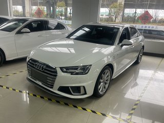 奥迪A4L 40TFSI 2.0T 自动 时尚型 