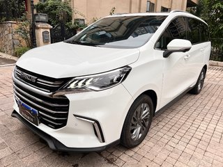 maxus迈克萨斯g50 1.5t 自动 豪华版