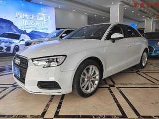 奥迪A3 35TFSI 1.4T 自动 进取型30周年Limousine 