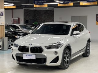 宝马X2 20i 1.5T 自动 M越野套装 