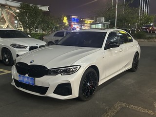 宝马3系 325Li 2.0T 自动 改款M运动套装 