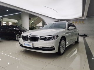 宝马5系 530Li 2.0T 自动 领先型豪华套装 