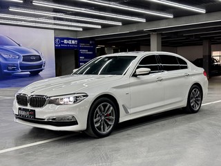 宝马5系 530Li 2.0T 自动 领先型M运动套装改款 