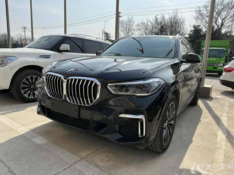 宝马X5 xDrive30Li 2022款 2.0T 自动 尊享型M运动套装 (国Ⅵ) 