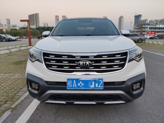 起亚智跑 2.0L 自动 智享豪华版 