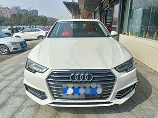 奥迪A4L 40TFSI 2.0T 自动 进取型 