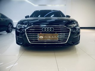 奥迪A6L 45TFSI 2.0T 自动 臻选致雅型 