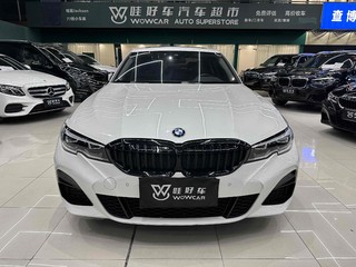 宝马3系 325Li 2.0T 自动 M运动曜夜套装 