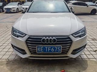 奥迪A4L 40TFSI 2.0T 自动 进取型 