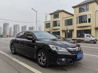 雅阁 2.0L 舒适版 