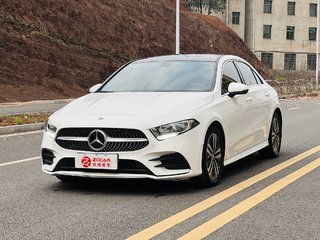 奔驰A级 1.3T 