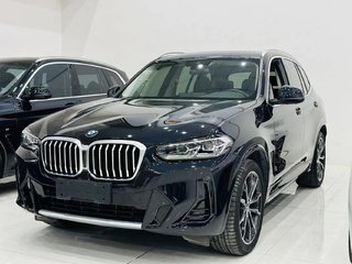 宝马X3 30i 2.0T 自动 领先型M曜夜套装 