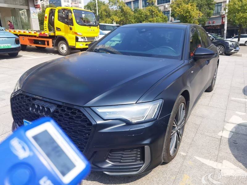 奥迪A6L 55TFSI 2020款 3.0T 自动 尊享动感型 (国Ⅵ) 