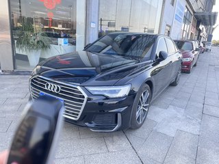 奥迪A6L 40TFSI 2.0T 自动 豪华动感型 