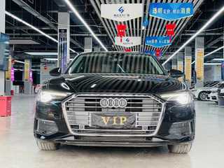 奥迪A6L 45TFSI 2.0T 自动 臻选致雅型 