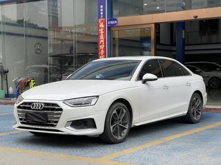 奥迪A4L 40TFSI 2.0T 自动 时尚致雅型 