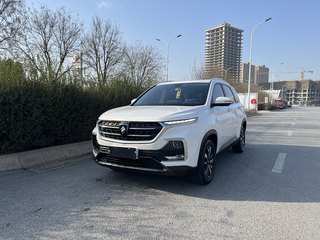 宝骏530 1.5T 自动 尊贵型 