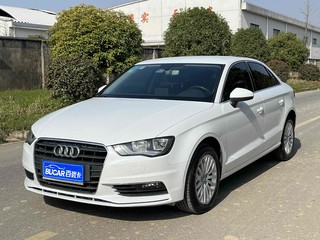 奥迪A3 35TFSI 1.4T 自动 进取型Limousine 