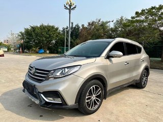 东风风光风光580 1.5T 自动 豪华型升级版 