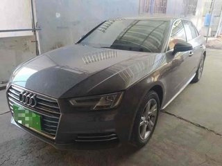 奥迪A4L 40TFSI 2.0T 自动 30周年进取型 