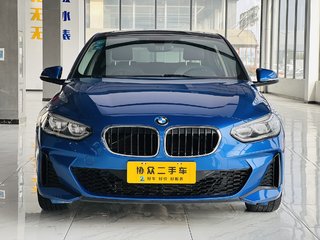 宝马1系 120i 1.5T 自动 M运动套装 