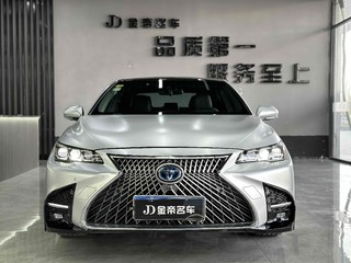 丰田亚洲龙 双擎 2.5L 自动 XLE尊贵版 