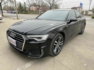 奥迪A6L 45TFSI 2.0T 自动 臻选动感型 