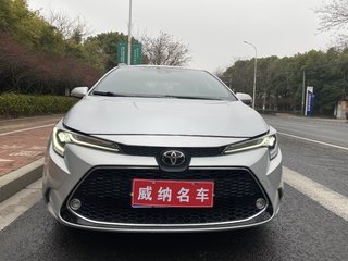 丰田雷凌 1.2T 自动 185T运动版 