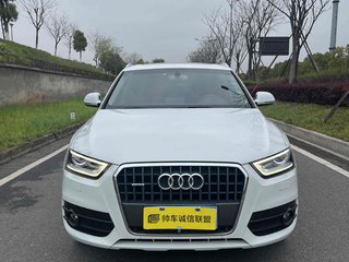 奥迪Q3 35TFSI 2.0T 自动 纪念豪华版 