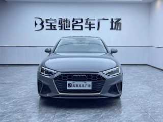 奥迪A4L 40TFSI 2.0T 自动 时尚动感型 