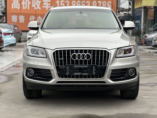 奥迪Q5 40TFSI 2.0T 自动 技术型 