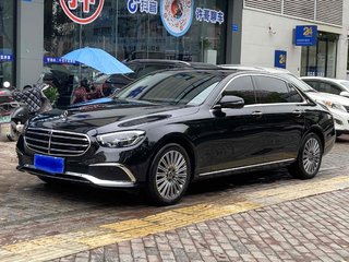 奔驰E级 E300L 2.0T 自动 改款豪华型 