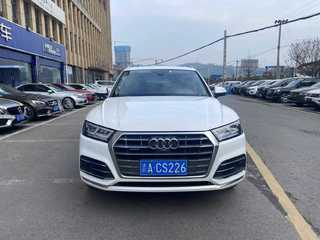 奥迪Q5L 45TFSI 2.0T 自动 尊享豪华运动型 