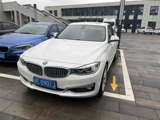 宝马3系GT 320i 