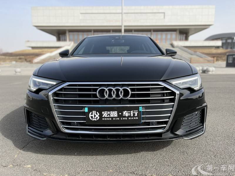 奥迪A6L 40TFSI 2019款 2.0T 自动 豪华动感型 (国Ⅵ) 