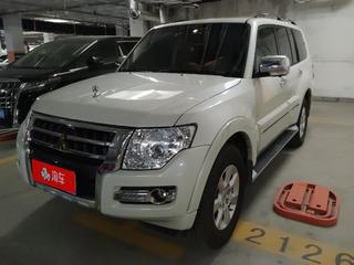 帕杰罗 3.0L 标准版 
