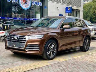 奥迪Q5L 45TFSI 2.0T 自动 尊享时尚型 