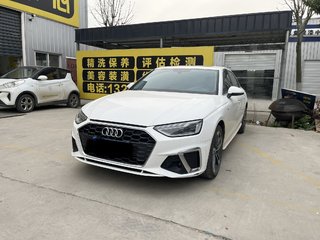 奥迪A4L 40TFSI 2.0T 自动 时尚动感型 