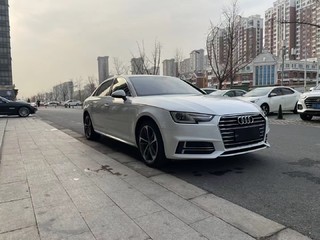 奥迪A4L 40TFSI 2.0T 自动 进取型 