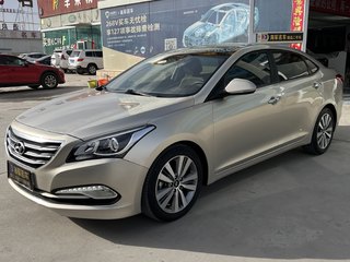 现代名图 1.8L 自动 尊贵型 