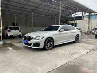 宝马5系 525Li 2.0T 自动 改款M运动套装 