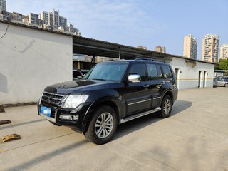 帕杰罗 3.8L GLS中东版平行进口 