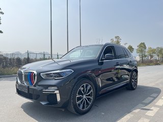 宝马X5 40i 3.0T 自动 M运动套装 