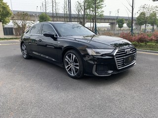 奥迪A6L 40TFSI 2.0T 自动 豪华动感型 