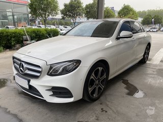 奔驰E级 E300L 2.0T 自动 豪华型 